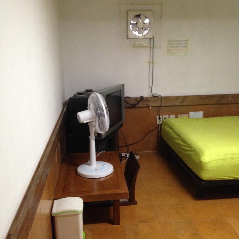 Itaewon Land Spa & Guesthouse Seul Cameră foto
