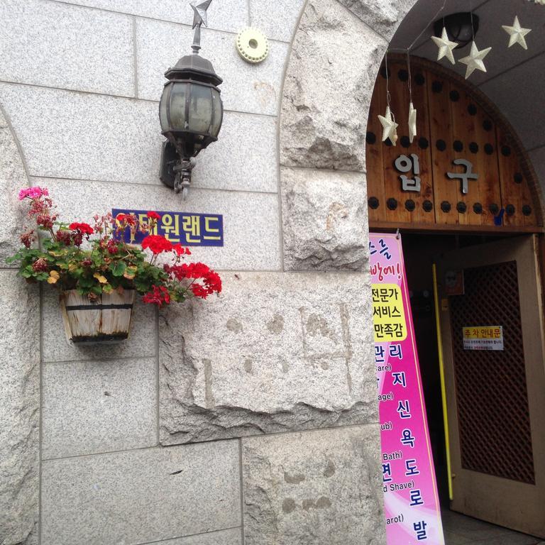 Itaewon Land Spa & Guesthouse Seul Exterior foto