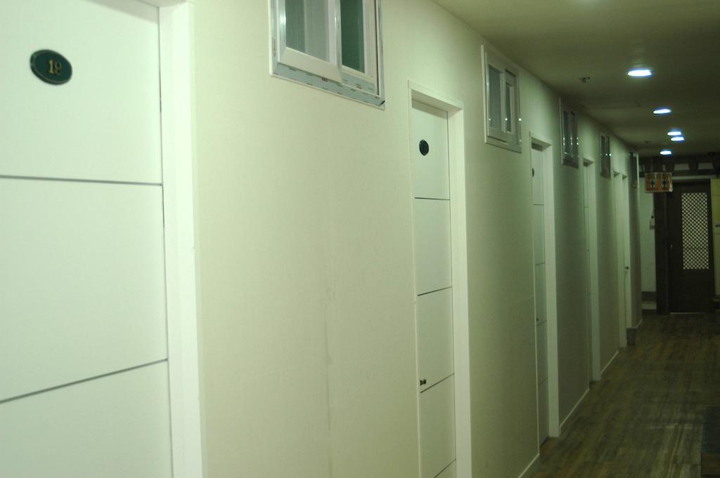 Itaewon Land Spa & Guesthouse Seul Exterior foto